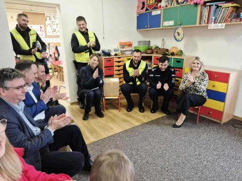 9278e080-d82e-4a16-aa32-0c4b5ef598ca