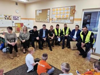 79837b37-c609-4155-b6e0-85cdabc87970