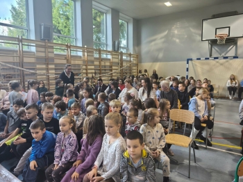 fe805be6-78ca-49b6-a1d0-703190678d73