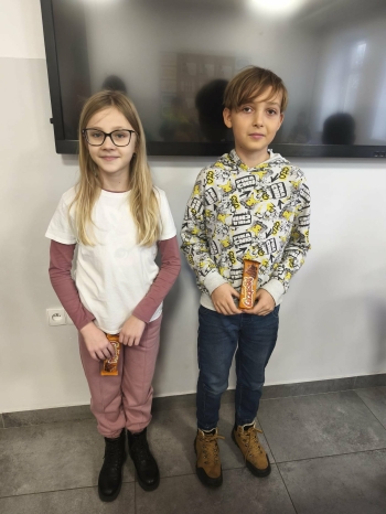 8757f141-931f-42a7-9733-0a478d8614fa