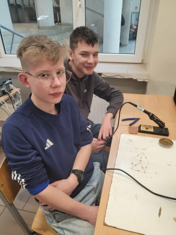 4a9fdcbc-9015-4ff0-bc6d-73d45406b5a4