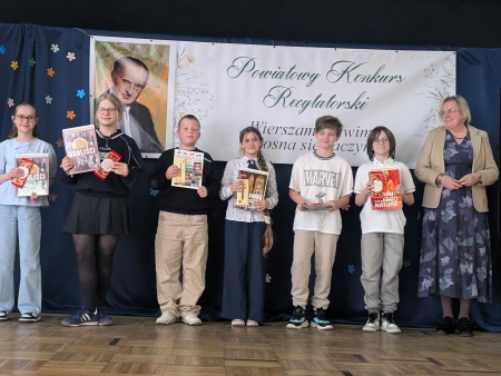 Powiatowy Konkurs Recytatorski ''Wierszami Tuwima wiosna się zaczyna''